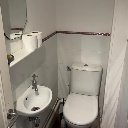 Au Design Retro Avec Ascenseur, Balcon Et Vue Panoramique *