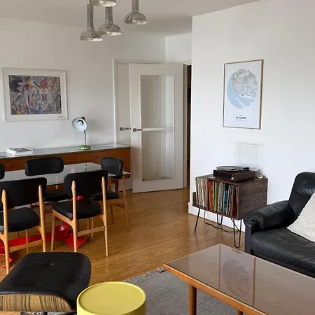 Au Design Retro Avec Ascenseur, Balcon Et Vue Panoramique 勒阿弗尔