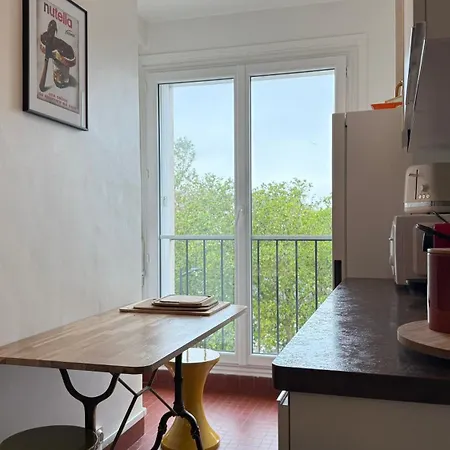 Au Design Retro Avec Ascenseur, Balcon Et Vue Panoramique 勒阿弗尔