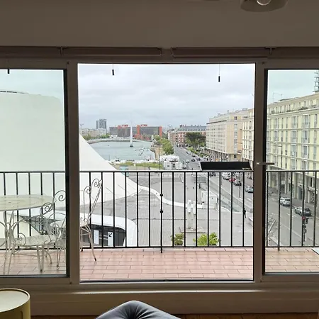 Au Design Retro Avec Ascenseur, Balcon Et Vue Panoramique * 勒阿弗尔